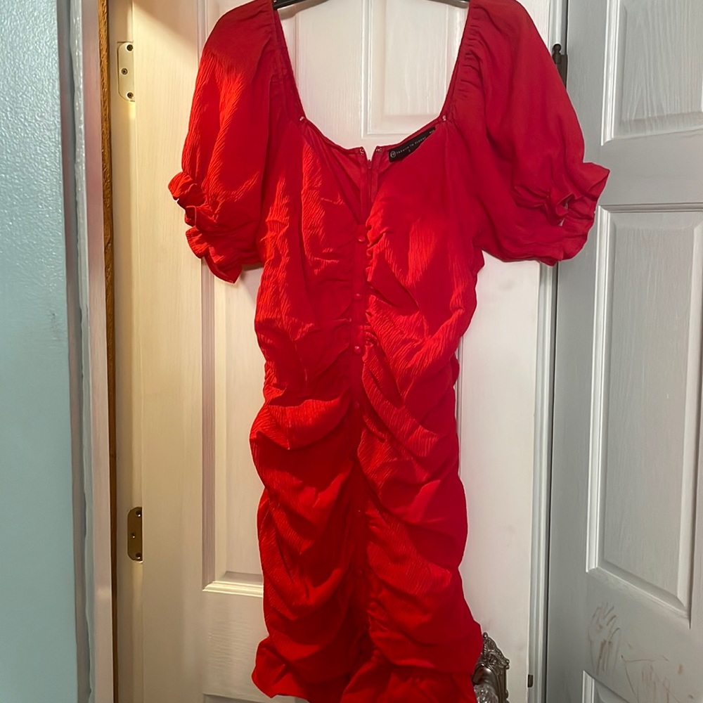 Off shoulder fitted body dress